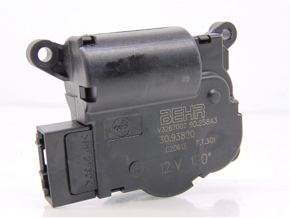 V3267002 моторчик обогревателя fabia iii 6v 14 - 21