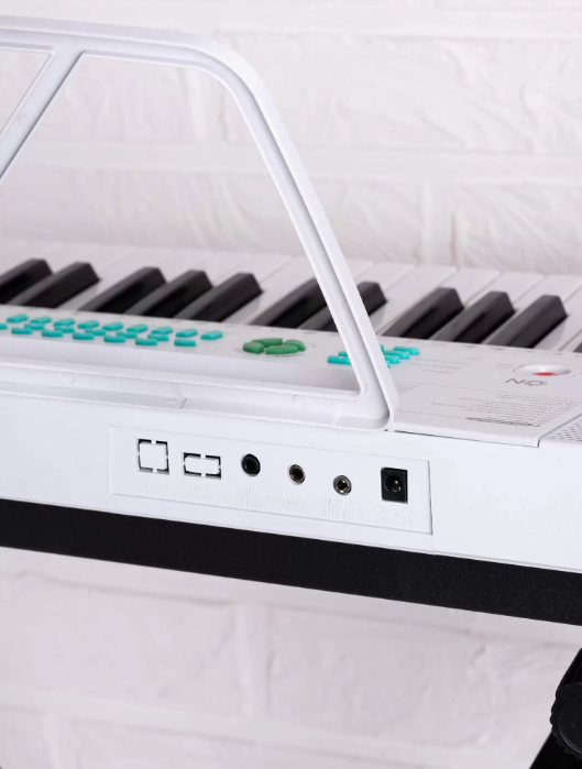 Синтезатор On Advanced 61 клавиша, белый