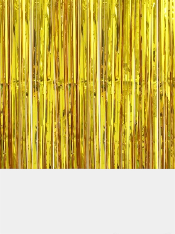 Дождик для фотозоны B80011 желтый