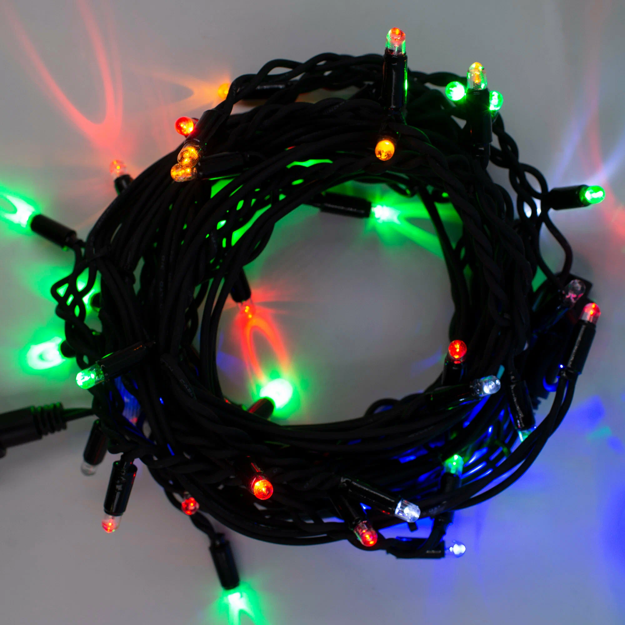 Электрогирлянда GLOS Сосульки, 3x0,4 м., 50 сверхъярких светодиодов (38 разноцветных + 12 холодных б